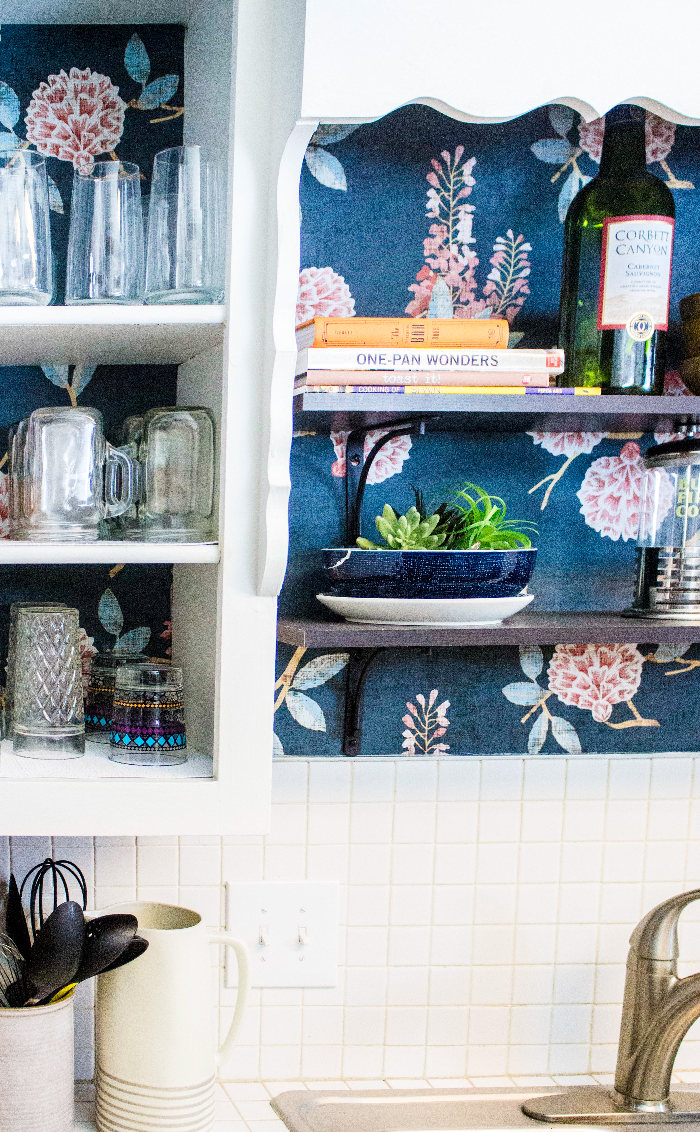 How wallpaper can transform your outdated kitchen
